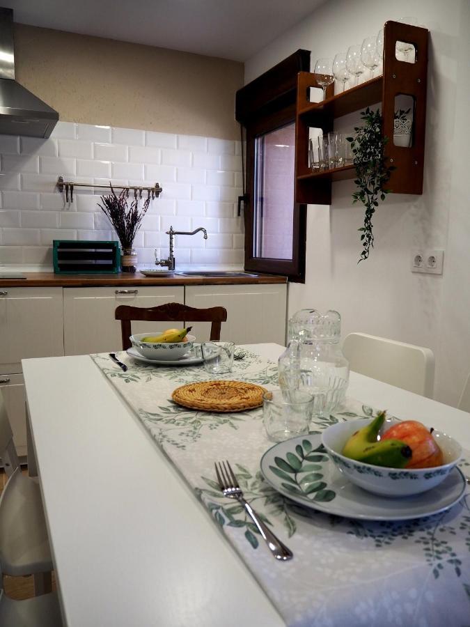 La Casa De Los Abuelos Valentin Pinilla del Valle Buitenkant foto